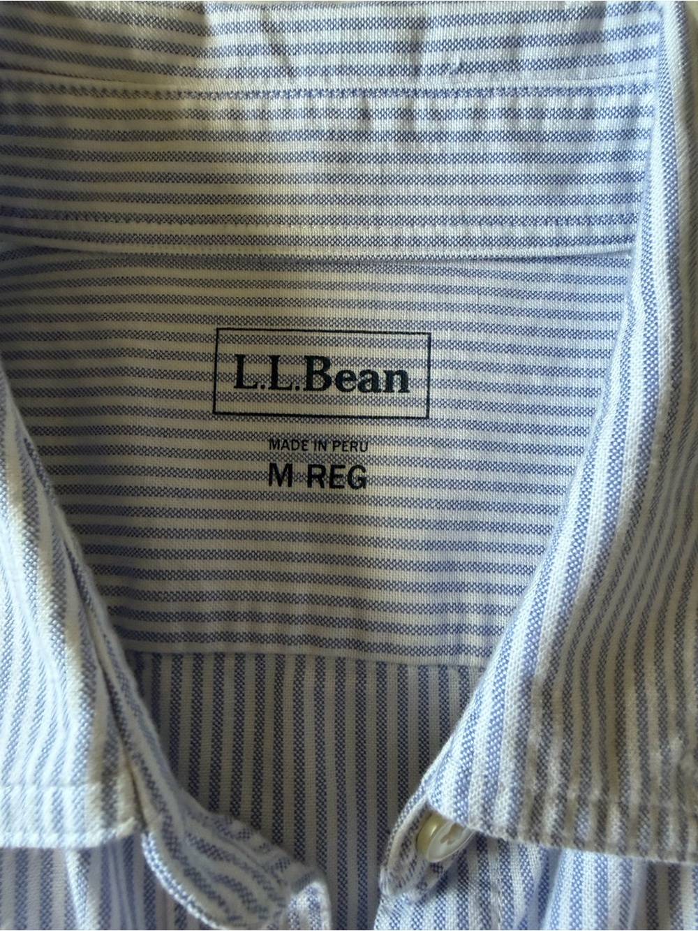 L.L. Bean Blue and White Button Down Shirt Size M - Picture 4 of 6